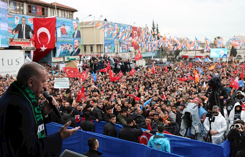 Cumhurbaşkanı Erdoğan: Önceliğimiz deprem bölgesinin yeniden ayağa kaldırılmasıdır 