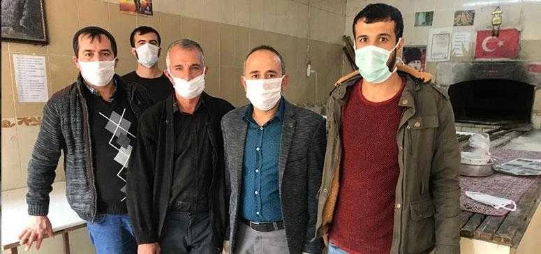 Besni Esnaf Odası tüm esnaflara ücretsiz maske dağıtmaya başladı