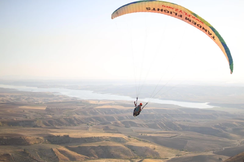 Yamaç Paraşütçüsü pilotlar Adıyaman Ali Dağı