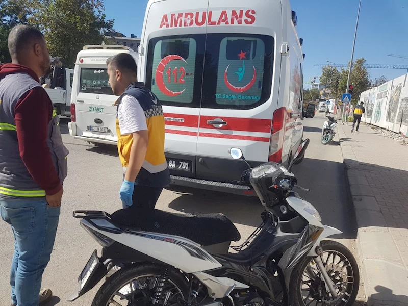 Refüjden atlayan kişiye motosiklet çarptı