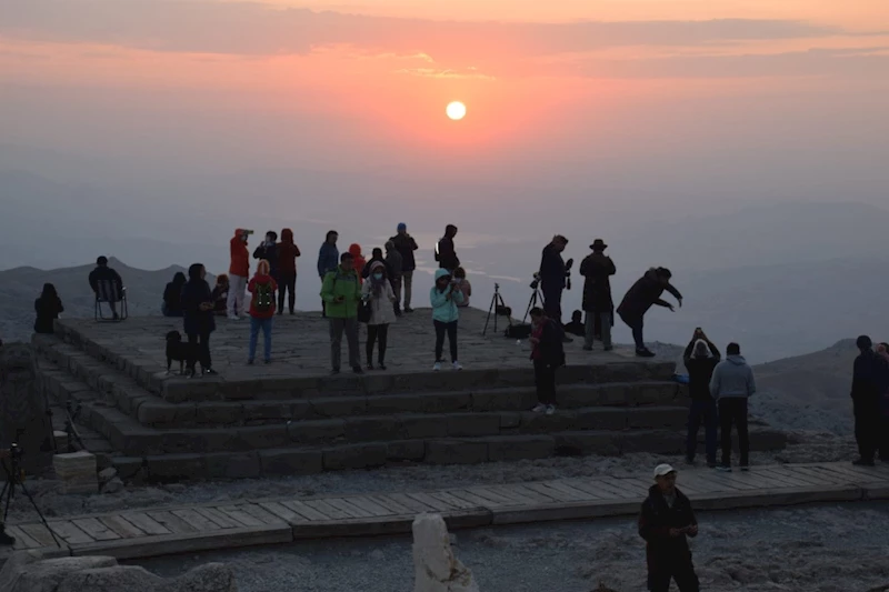 Nemrut Dağı