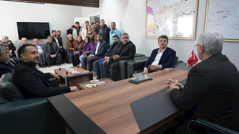 Tutdere, CHP heyetiyle birlikte AK Parti il başkanlığını ziyaret etti 