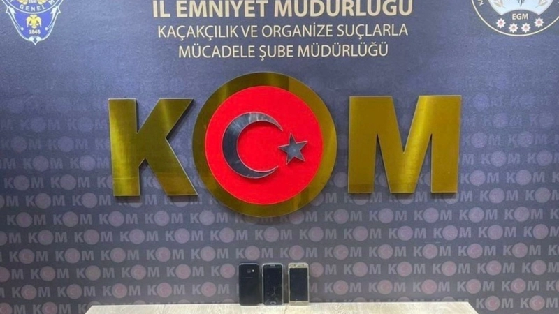 Kahramanmaraş’ta Ehliyet Sınavında Kopya Düzeneğiyle Yakalandı 