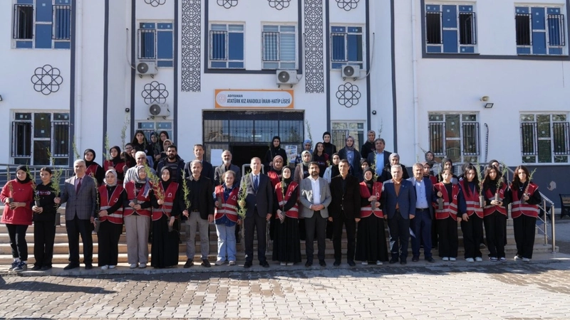 Adıyaman’da şehitler ve Gazze adına ‘fidan dikim etkinliği’ düzenlendi 