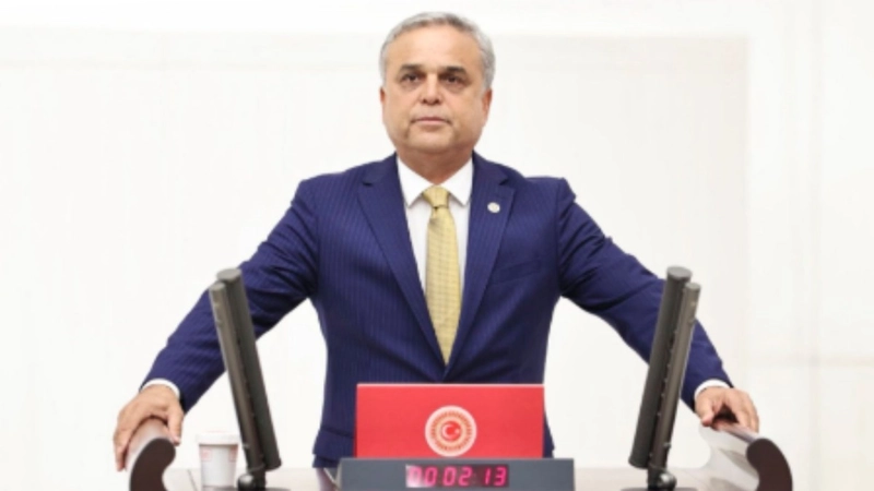 CHP’li Milletvekili Hasan Ufuk Çakır partisinden istifa etti 