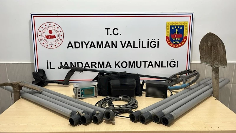 Adıyaman’da sit alanında kaçak kazı yapan 3 şüpheli suçüstü yakalandı 