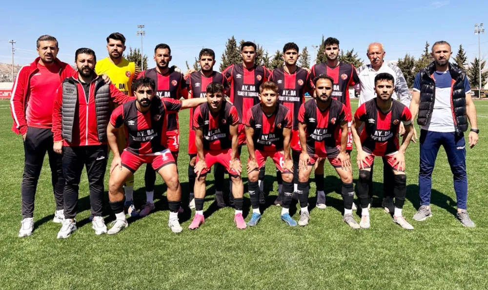 Besni 02 SK Elbistanspor’u 3-0’lık skorla geçti