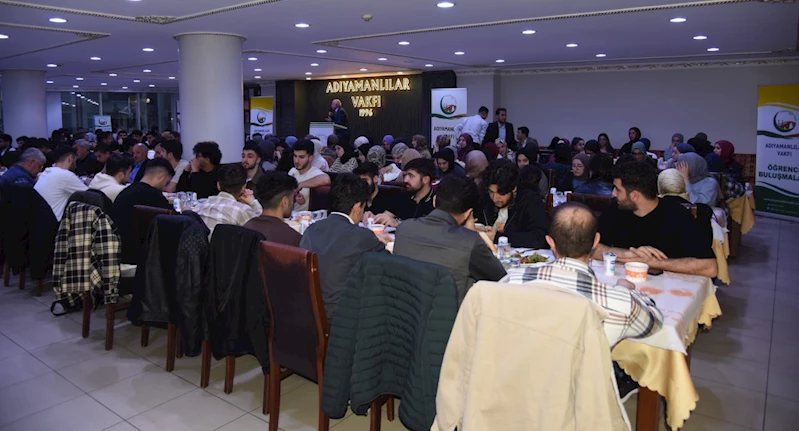 Adıyamanlılar Vakfı, bursiyer ve öğrencileri ağırladı 