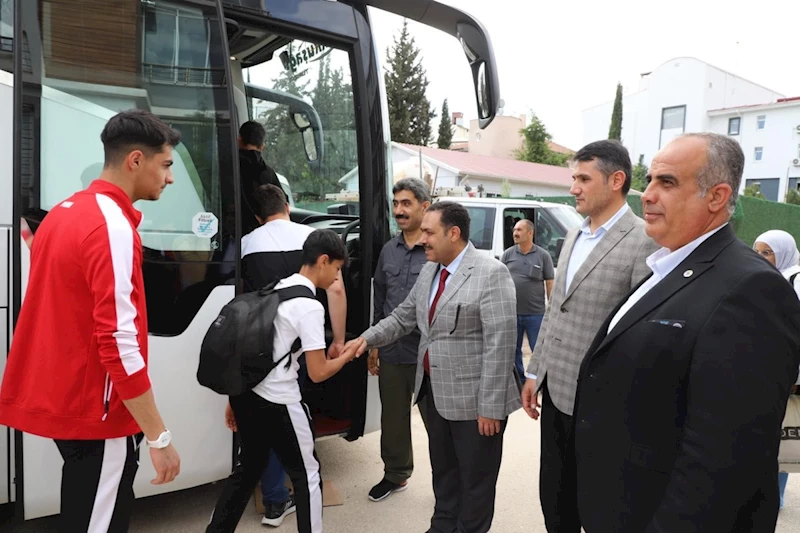 Depremzede çocuklara tarihi ve turistik gezi  