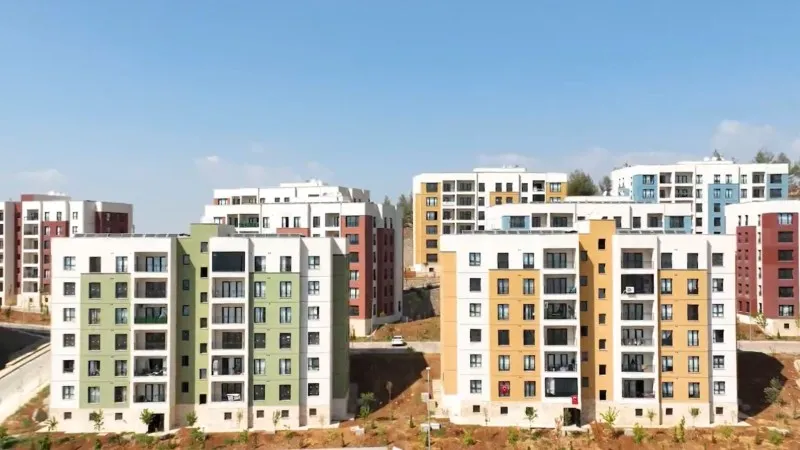 Adıyaman’da deprem konutlarının teslimi hızla sürüyor: 28 bin 970 konutun inşaası tamamlandı