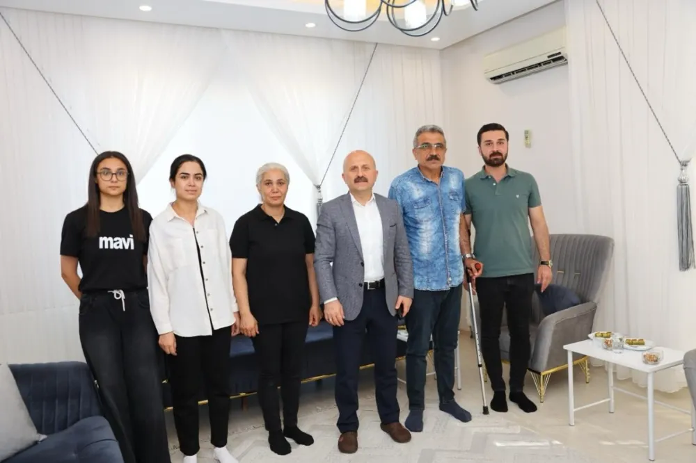 Vali Varol, İndere bölgesinde yeni yuvarlarına kavuşan aileleri ziyaret etti
