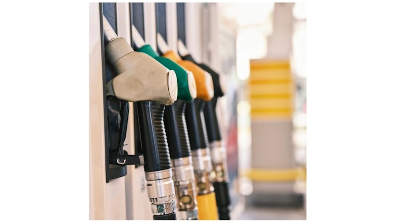 Benzine zam geliyor: Bu gece yarısından itibaren geçerli olacak  