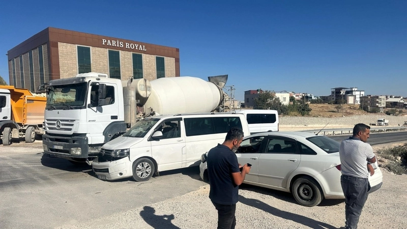 Besni’de iki ayrı kazada 7 kişi yaralandı 