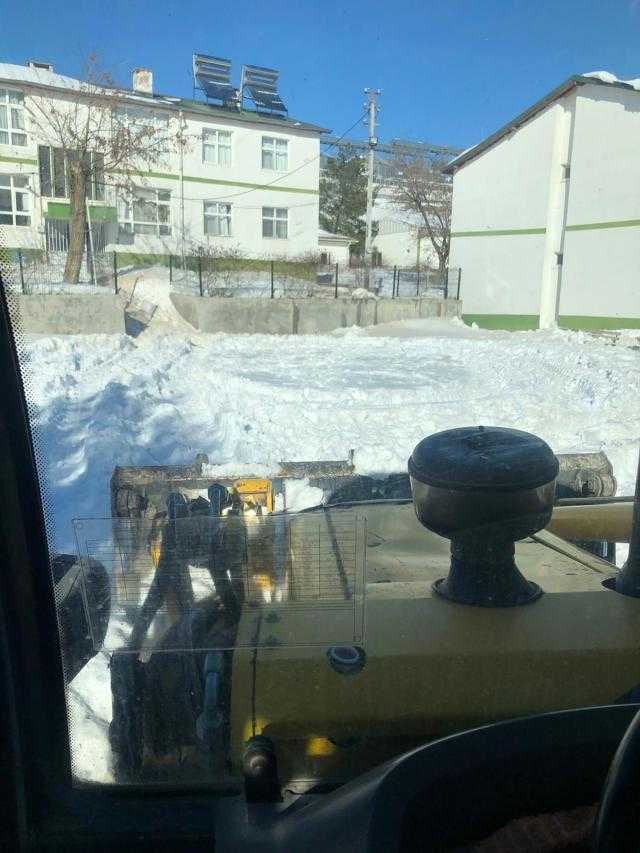 Besni Belediyesi çalışmalarına aralıksız devam ediyor