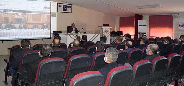Okul müdürleriyle dönem sonu  Değerlendirme toplantısı yapıldı